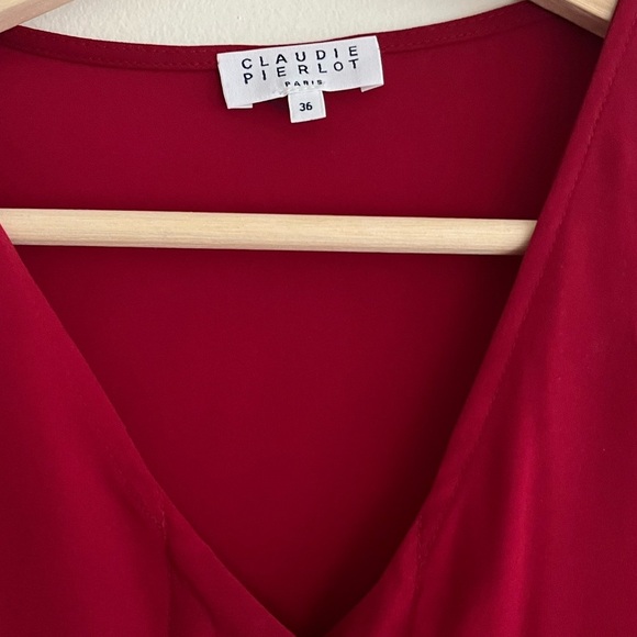 Elegant Red Blouse - Picture 4 of 5